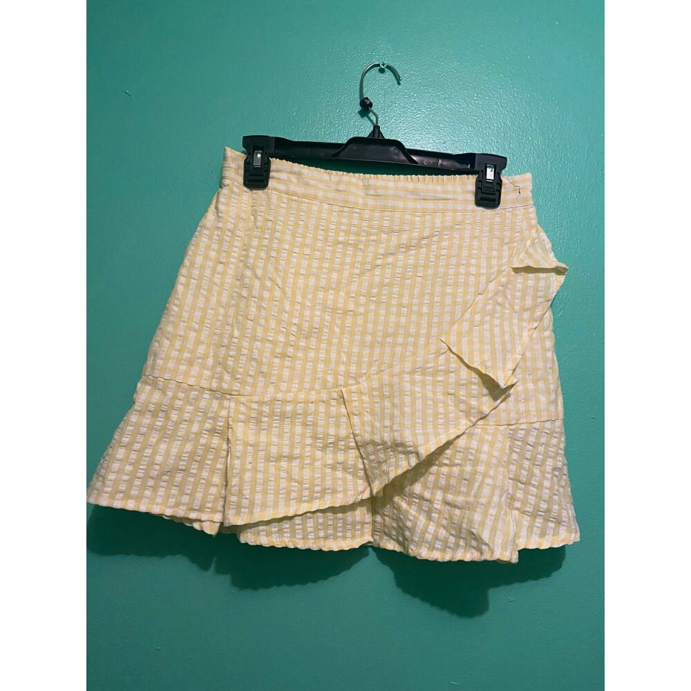 Sim & Sam Yellow Gingham Seersucker Tulip Mini Skirt Size: Medium